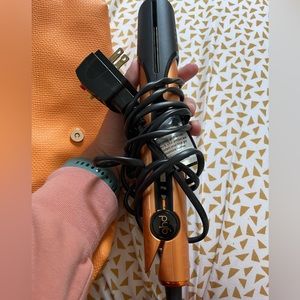 GHD GOLD AMBER SUNRISE PERFORMANCE STYLER FLAT IRON - 1 INCH.